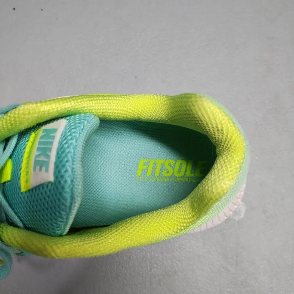 Nike Zoom Winflo 3 Sneakers Women US 7 Multi Athletic Lace Up Running 831562-300